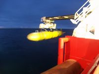 Autosub recovered onto frame